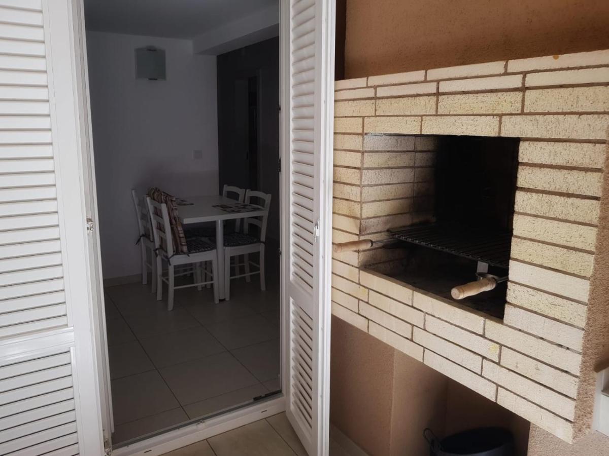 Apartmani Vrancic Mandre Exterior photo